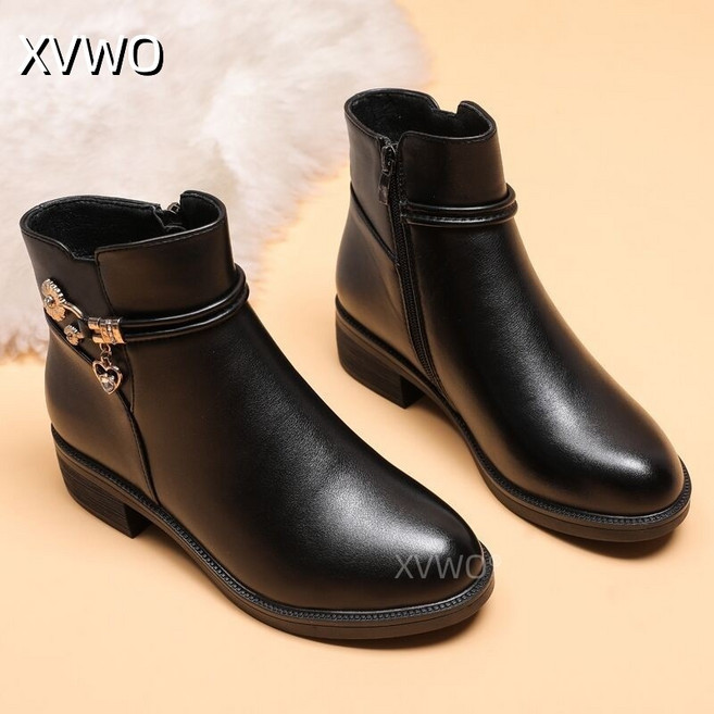 XVWO 중년 여성 엄마 신발 따뜻한 방한 털부츠 미들부츠 편한 미끄럼방지 단화