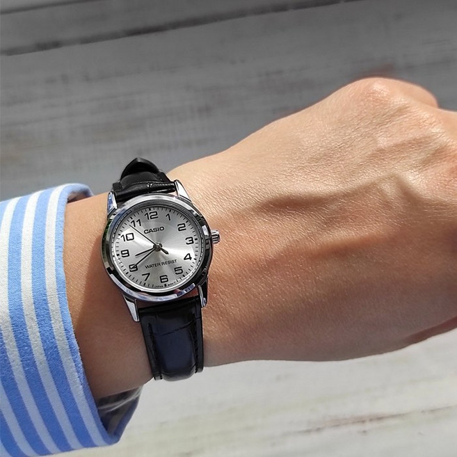 카시오 아날로그 여성 가죽 시계 LTP-V001L-7BUDF / CASIO