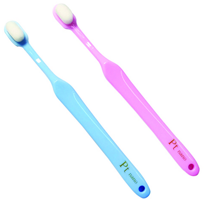 [일본직수입] 백금 향균칫솔 치석 구취제거 반려견 양치용품 치약없이 물만 묻혀 사용하는 프리미엄 칫솔, 미세모중견용 공용칫솔(블루), 1개