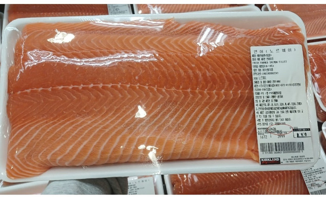 <식자재랜드>코스트코 노르웨이 생연어 연어회 연어구이, 1개, 1.5kg