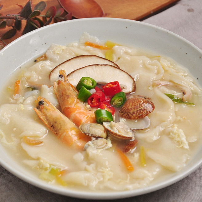 든든한끼! 생수제비 6인분세트 / 12인분세트 (멸치맛 / 얼큰해물맛), 6인분세트(수제비1kg+멸치맛스프6봉), 1세트, 1kg