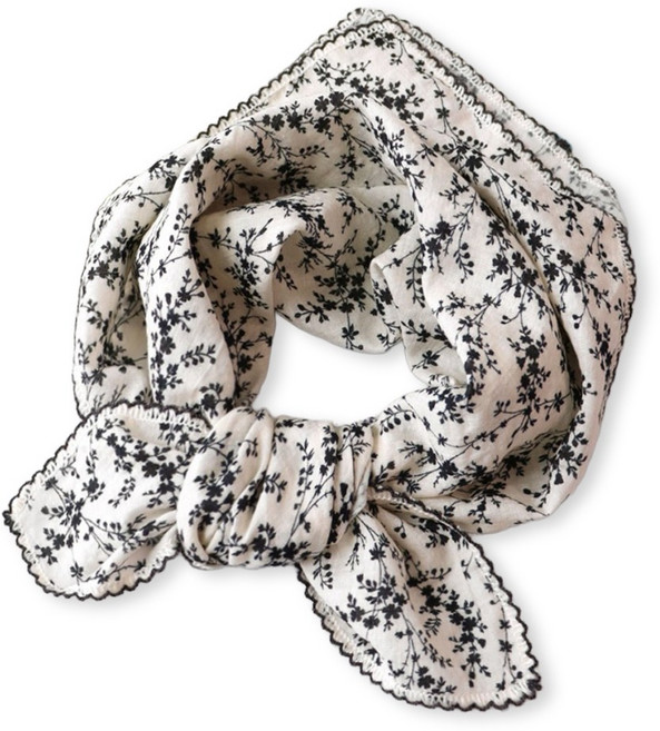 메리앤유 싸리꽃 엠보 코튼 정사각 쁘띠 손수건 겸 스카프 국산