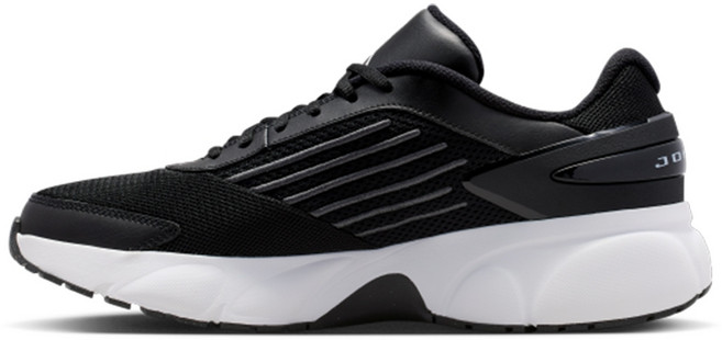 NIKE JORDAN TRUNNER FLOW 慢跑鞋