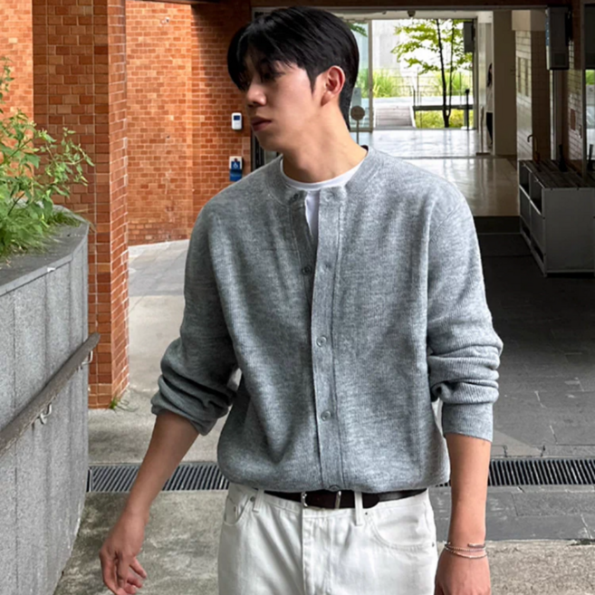 남성 루즈핏 라운드넥 니트 가디건 봄 가을 간절기 데일리
