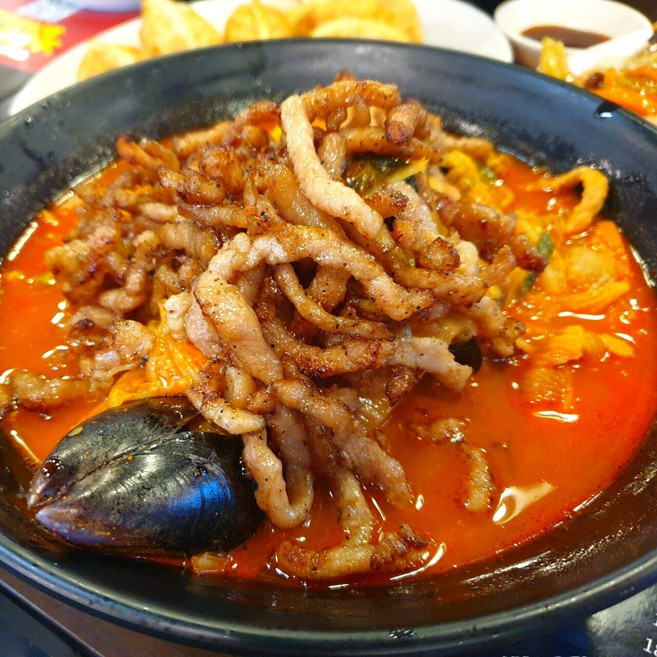 국내산 돼지고기! 짬뽕고기! 뒷다리 유슬! 대량생산! 급냉작업! 1kg 포장!, 1개