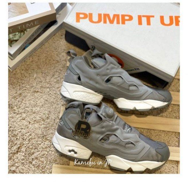 Reebok Pump系列運動鞋