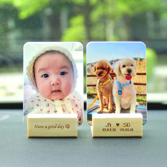 [당일출고] 메탈 차량용액자 사진을 보내주세요 대시보드형 받침대 부착, 대시보드형(각인) 정사각 중 (6cm X 6cm), 1개, 꽂이형