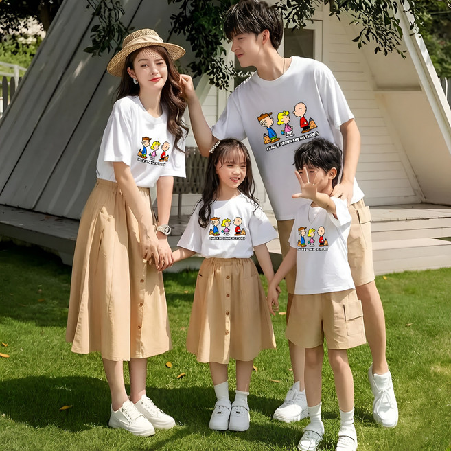 3위 - KAROW 2026 남성 여성 커플룩 패밀리 트렌디 캐릭터 여름 가성비 데일리 반팔티