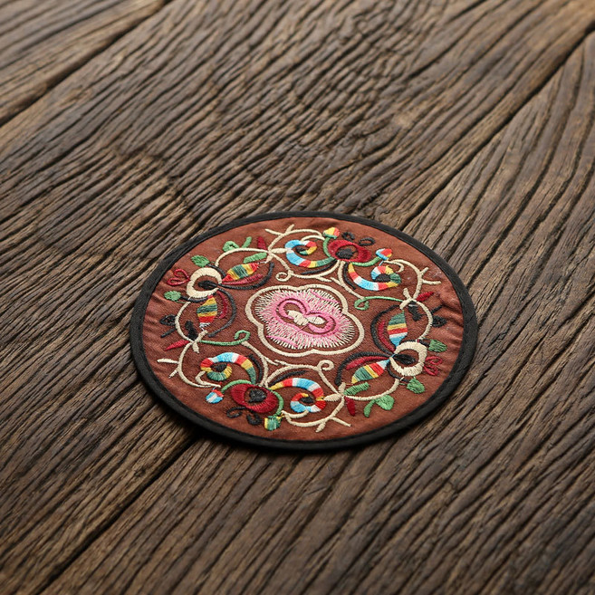 六良瓷 中式絲綢刺繡花杯墊 雲南民族風隔熱茶杯墊, 棕色刺繡杯墊, 1個