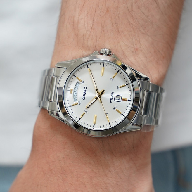 카시오 남성메탈시계 데이-데이트 아날로그 남자 손목시계