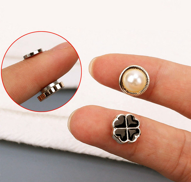 매너브로치 자석브로치 옷깃여밈 오픈방지 포인트 진주 큐빅 단추