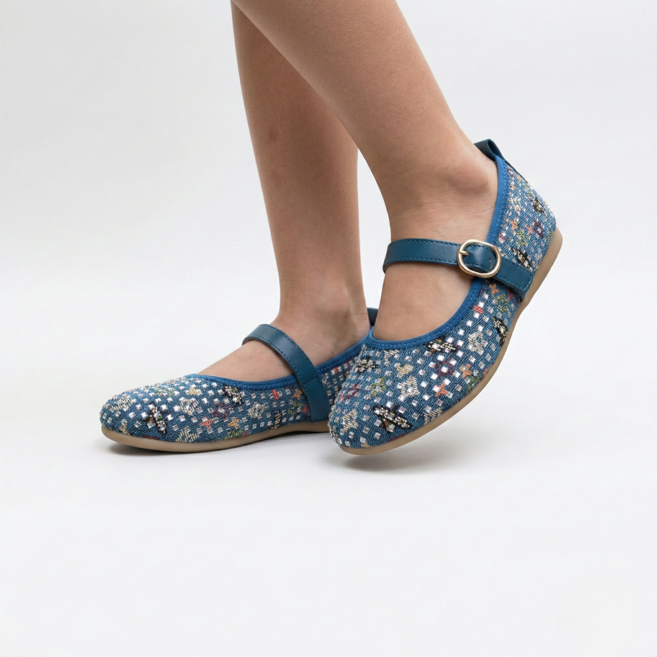 명동슈즈 60대 70대 엄마 할머니 편한 보석 큐빅 스트랩 단화 효도화