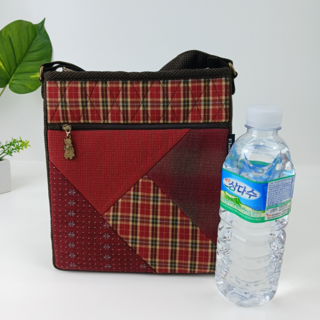 레드 체크 메신저 백 여권가방 에벤에셀퀼트 국내수제작 완제품 바로사용가능