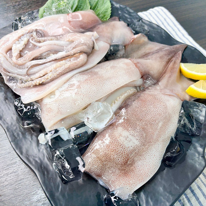 피터씨마켓 국내산 손질오징어 700g 2개, 1개, 700g x2