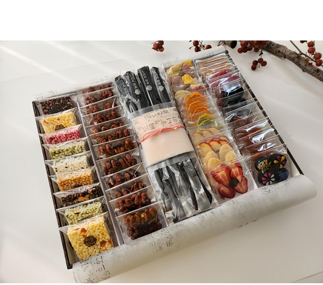 고급선물세트 [결혼 예단 이바지 답바지 이받다세트] 2단구성 도라지정과 과일정과 호두강정 쌀강정 처음한과 신부 이바지 신랑 답바지 고급 예단선물 버건디색상 수국보자기 포장 포함, 1.05kg, 1개