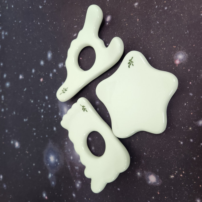 꿈의공방 심플 나뭇잎 괄사 3종 중 택1/괄사 마사지/사용 설명서 제공, 사각 괄사, 1개