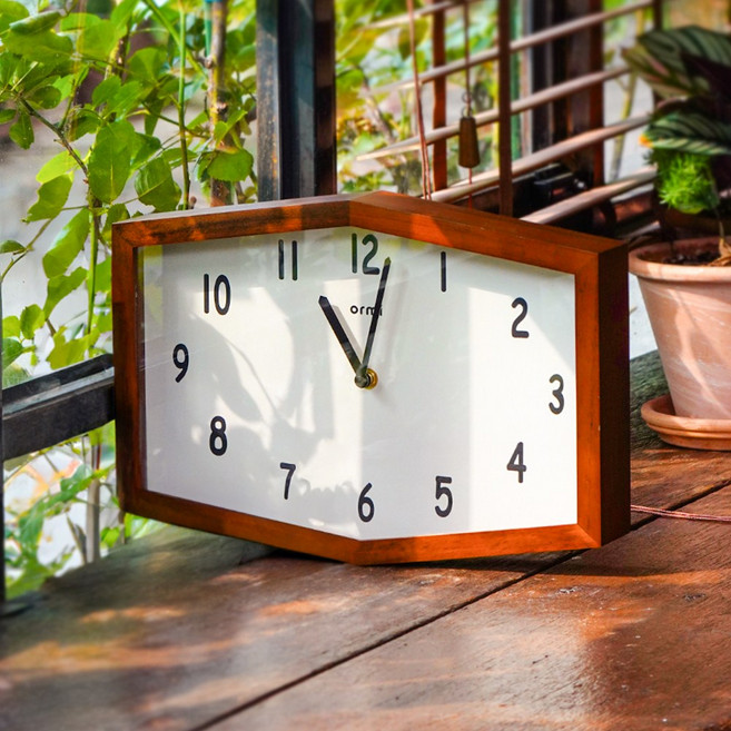 오르미 레트로 루네클락 우드 무소음 벽시계, ORMRNC(티크)