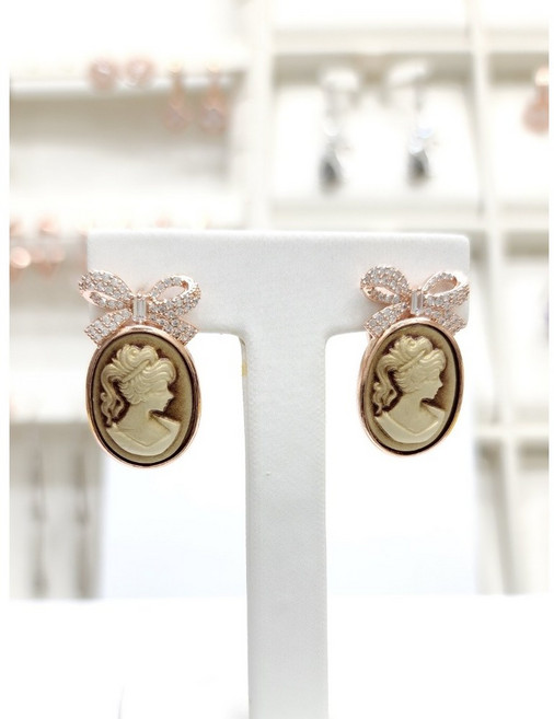 로뎀 Eleganc P 까메오 귀걸이(브라운) (RRD24020048)