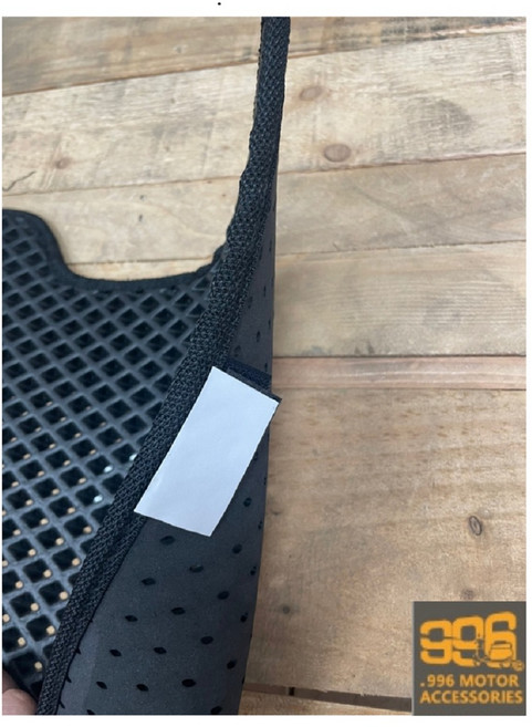 SMAX 155 機車蜂巢排水鬆餅腳踏墊, 另外再加購2片(勾面+毛面)一對魔鬼氈