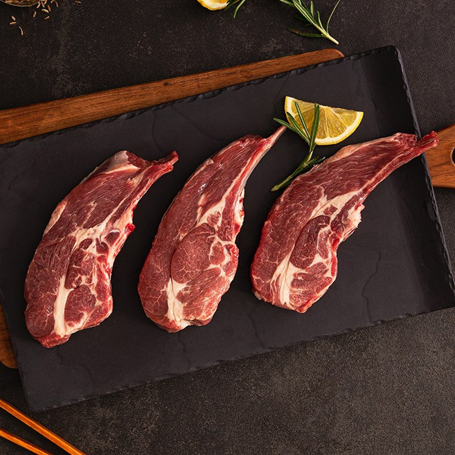 (램스푸드) 호주산프리미엄양고기램 캠핑용 구이용 스테이크 시즈닝 숄더랙 양꼬치 큐브 프렌치랙 양늑간살 양살치살 [ 냉동고급갈비300g+쯔란소스10g ], 1개, 300g