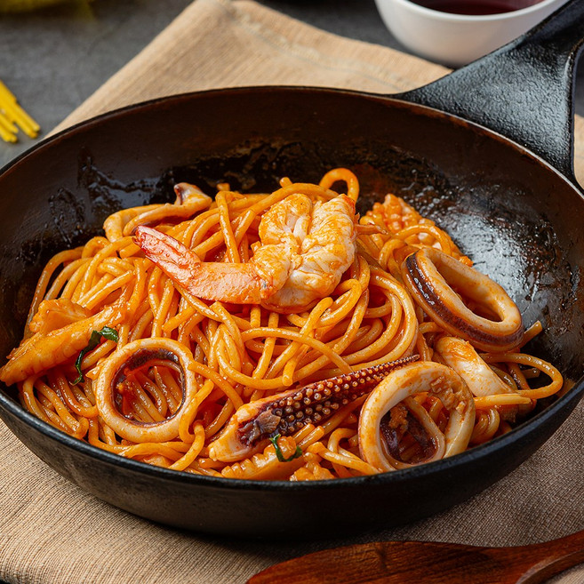 하남 맛집 캠핑 집들이 5분 원팩 매콤 달콤 밥도둑 오징어 볶음 비빔면 580g 1-2 인분, 1개