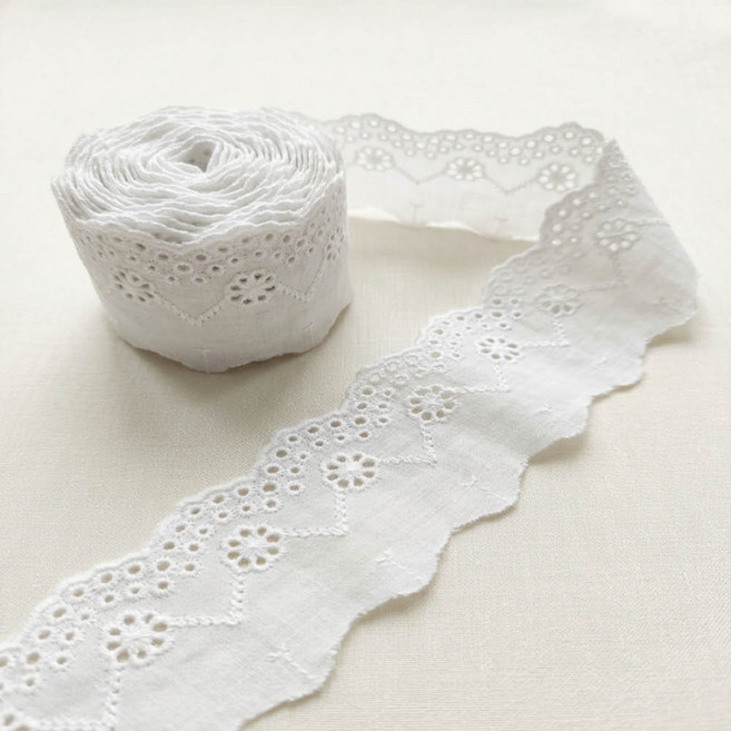 모니크 면 레이스 면레이스 면자수레이스 폭4.5cm 4.5M 화이트 자수 레이스리본 레이스리본끈 토션레이스 레이스테이프 흰색 테이프 원단 리본레이스 자수레이스 리본레이스 레이스원단, 1개, 화이트 4.5M