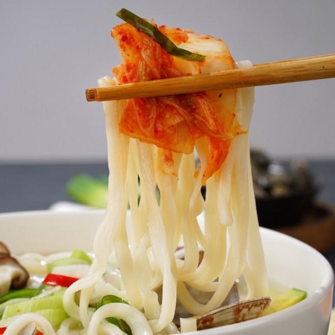 기타 명동칼국수 5인분+마늘김치 1kg 세트, 1세트