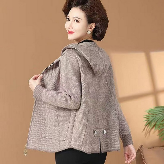 중년 엄마 봄 가을 후드 카디건 아우터 패션 중장년 쇼트 니트 코트 빅사이즈 QXX