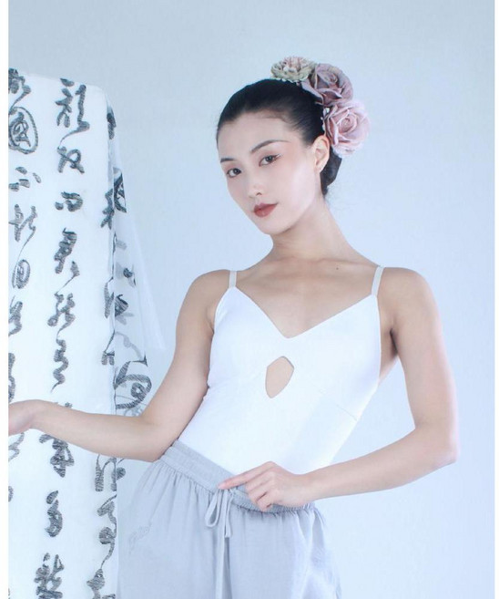 여성용 가슴트임 백트임 크로스 스트랩 끈나시 브라탑 현대무용 발레 댄스스포츠 입시복, 화이트