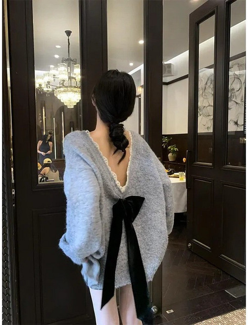 蝴蝶結露背V領毛衣 女款秋冬新款 寬鬆針織上衣