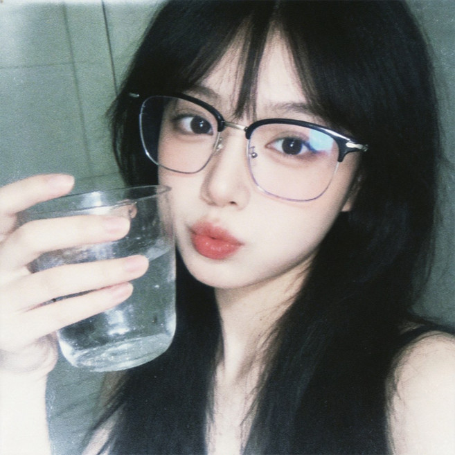 FEISEDY 블루라이트차단 변색 렌즈 초경량 남여공용 안경 B1268