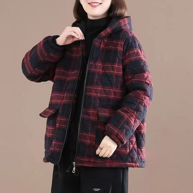 ROYALBELLE 여성 경량 후드 체크 패딩 점퍼 빅사이즈 편안한 데일리 아우터 엄마 옷 F0110404