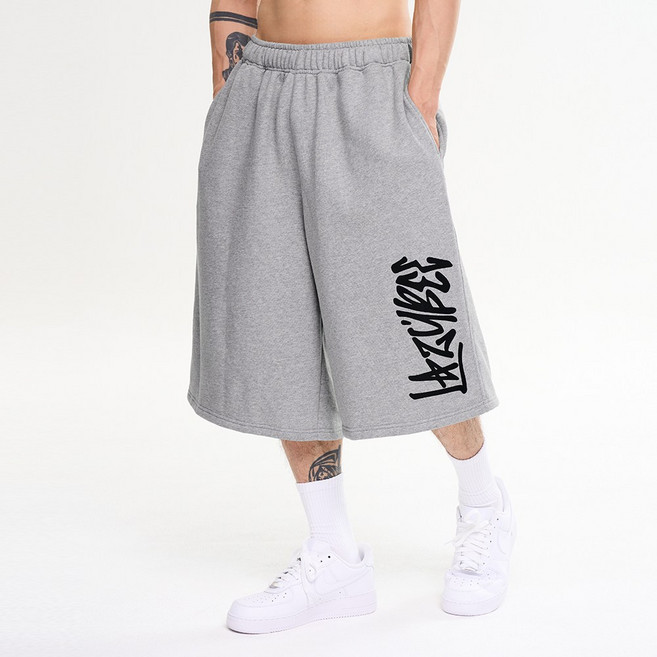 자이언트핏 와이드 버뮤다 스웨트 팬츠 빅로고 헬스 짐웨어 운동복 반바지 M (2컬러)