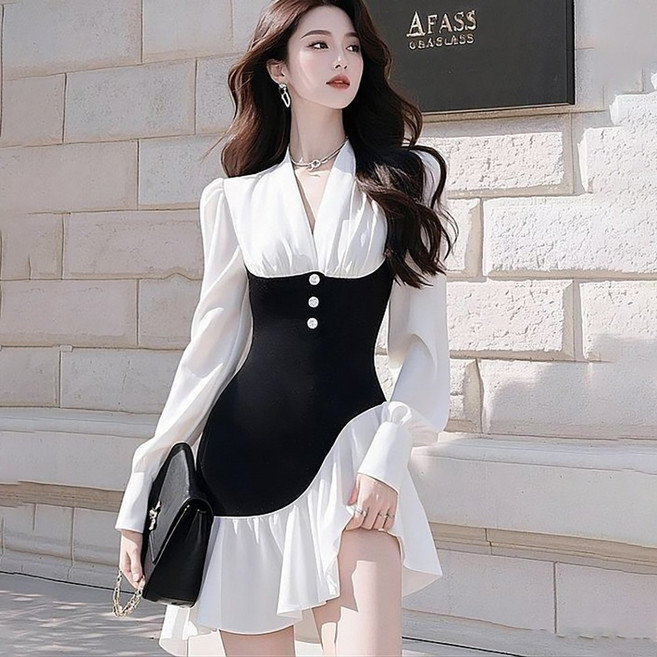 ROYALBELLE 여성 V넥 미니원피스 슬림핏 배색 프릴 버튼 셔츠 원피스 D0041647