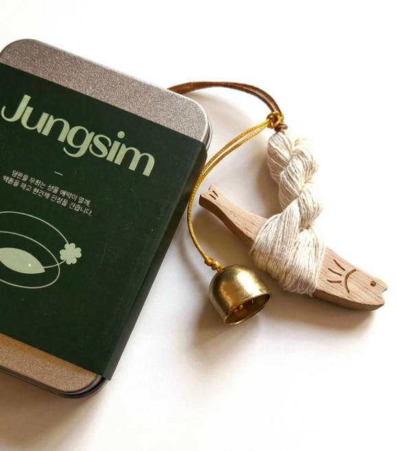 [선물포장] 정심 액막이 명태 차량용 룸미러걸이형, 1개, 원목+벨SET (선물포장증정)