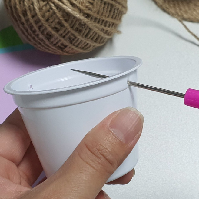 마루마켓_ 플라스틱송곳 미니송곳 재봉송곳 공예용 플라스틱 손잡이 송곳, 1개, 랜덤발송