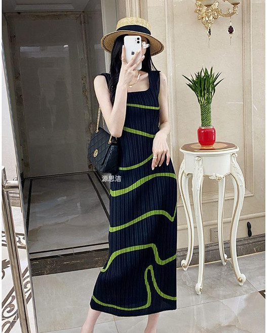 三宅褶皺法式復古方領洋裝女夏撞色條紋無袖背心裙, 綠條洋裝,均碼 45.0-75.0公斤可以穿, 綠條洋裝