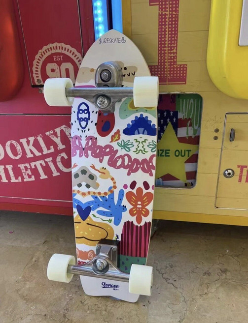 32吋專業免蹬陸地衝浪板 滑板 轉向橋 刷街初學者專業板 衝浪滑雪練習板, 如圖所示, 1個