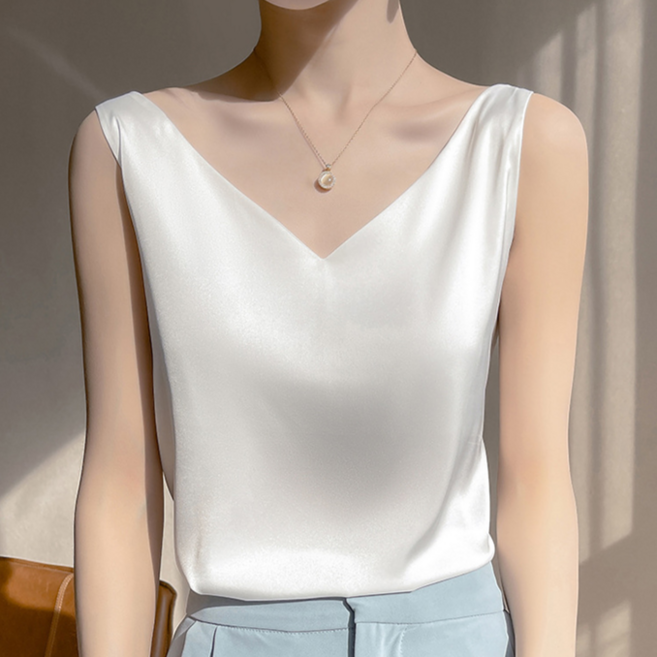 드마엘 로에브 브이넥 새틴 블라우스 슬립 나시(2 타입)