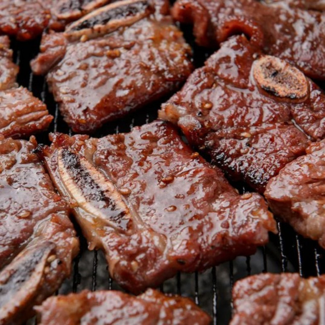 양념 LA갈비 미국산 초이스 등급 2kg 비법소스 저온숙성 천연감미료 냉동포장 엘에이갈비, 2개, 1kg