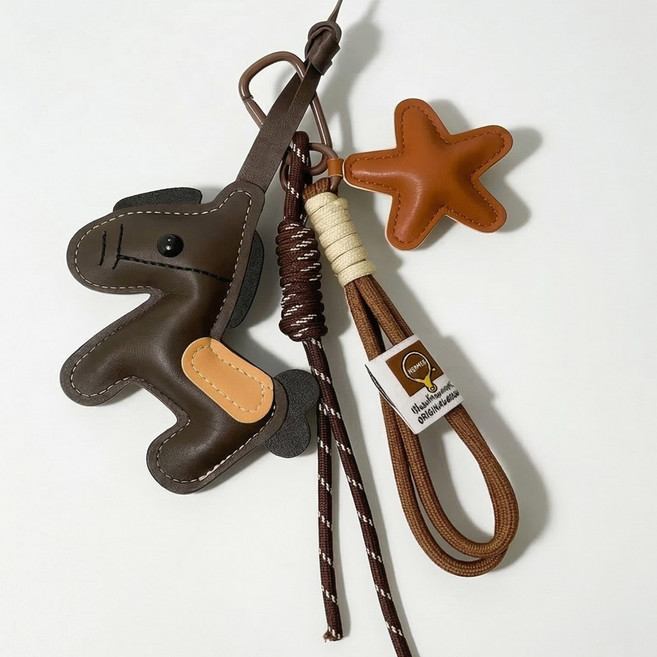 S.J.S 빈티지 브라운 포니 가죽 키링 & 별빛 스트랩 세트, 포니레더스타, 1개