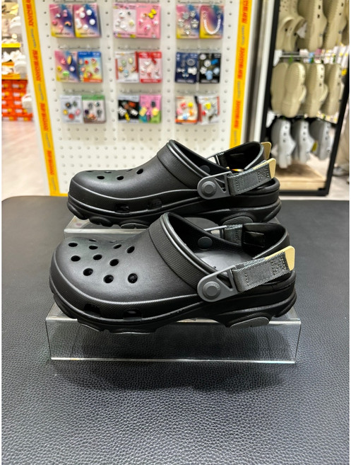 크록스[NC웨이브충장점] 클래식 올터레인 클로그 Best Seller / Black 206340-001