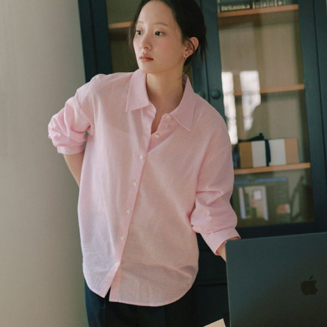 미쏘 [단독특가][베스트] 베이직 세미오버핏 셔츠_MIWYWG3B02