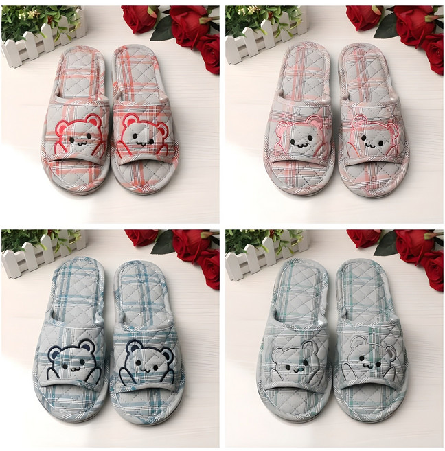 [신혼일기] 3중 쿠션 스트라이프 체크 아기곰 실내화 푹신한 층간소음방지 미끄럼 삼중패드 거실화 면슬리퍼