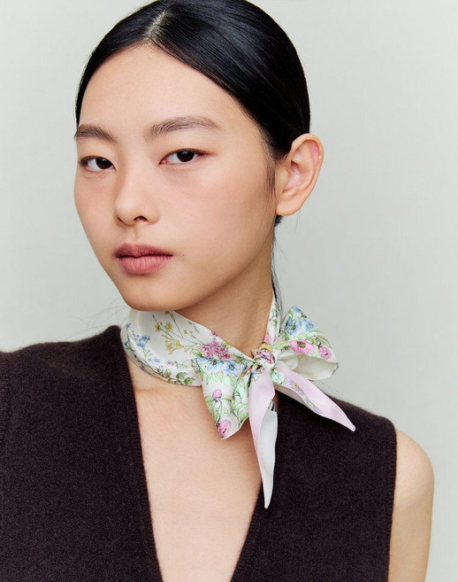 [백화점 정품] 닥스 DAKS 25SS [인기신상] [DCSC6E330IV] [SILK 100] 플라워 쁘띠 스카프
