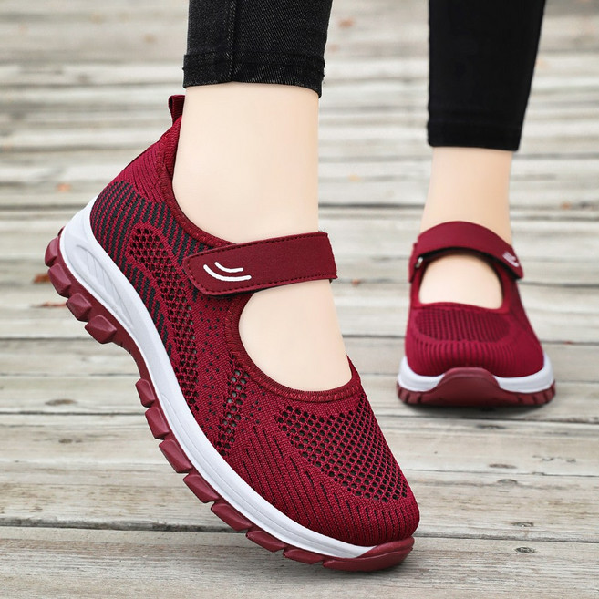 BLTER 엄마 신발 엄마 샌들 미끄럼방지 여름 부드러운 캐주얼 통기성 슬립온 발편한 니트 메쉬 슬립온 키높이 샌들 초경량 여성 스니커즈 메쉬 샌들 할머니 샌들 G-ZSCF18