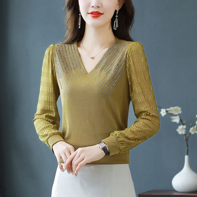 ROYALBELLE 여성 브이넥 큐빅 장식 시스루 소매 티셔츠 고급스러운 데일리 긴팔 티셔츠 F0071320