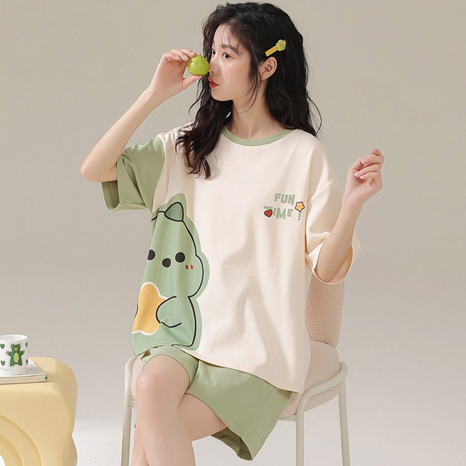비올라 여성용 잠옷 반팔 티셔츠 + 반바지 세트 Vio0026