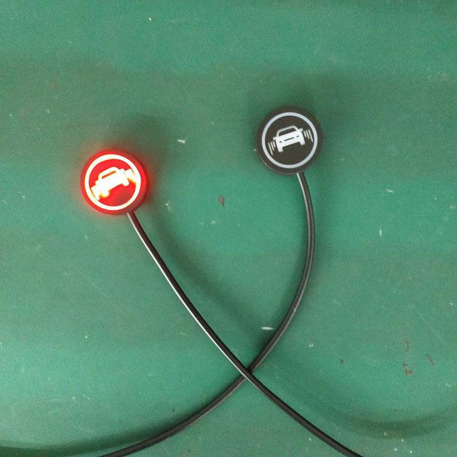 자동차 후측방 경고 시스템 사각지대 감지 센서 레이더 알림 표시등 주행 보조 장치, 1개, 범용 경고등 5V 로고등 (레드) 1쌍