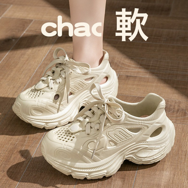 洞洞鞋女夏季外穿ins潮時尚繫帶厚底增高防滑踩屎感包頭老爹鞋女